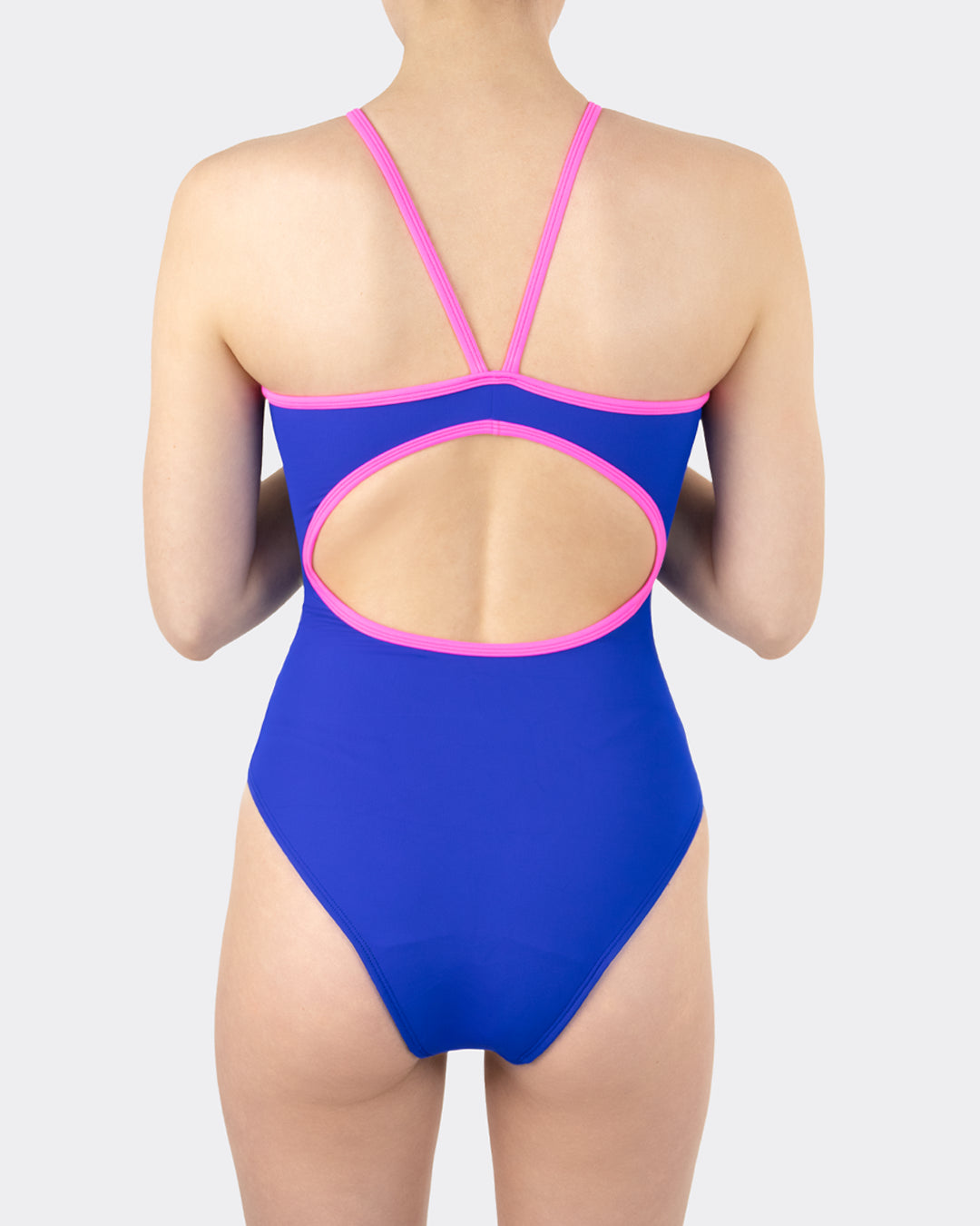 Blauer Perioden-Badeanzug mit ovalem Cut-Out am Rücken und pinken Spaghetti-Trägern, Rückansicht – mylily Period Swimwear