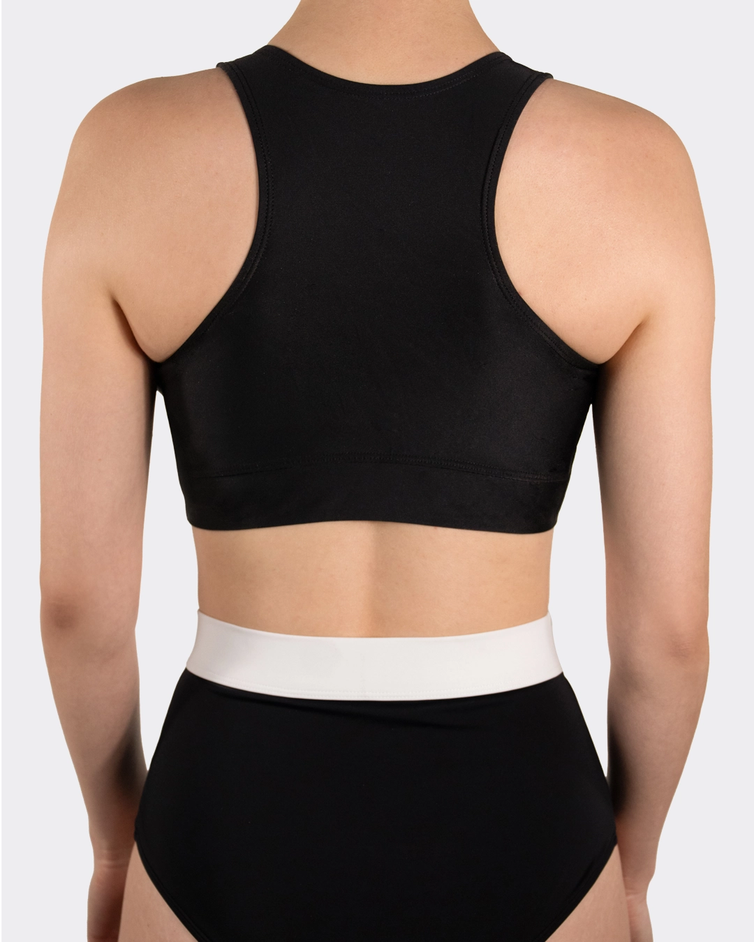 Das schwarze Bustier Bikini Oberteil von MYLILY. Detaillierte Ansicht von hinten.