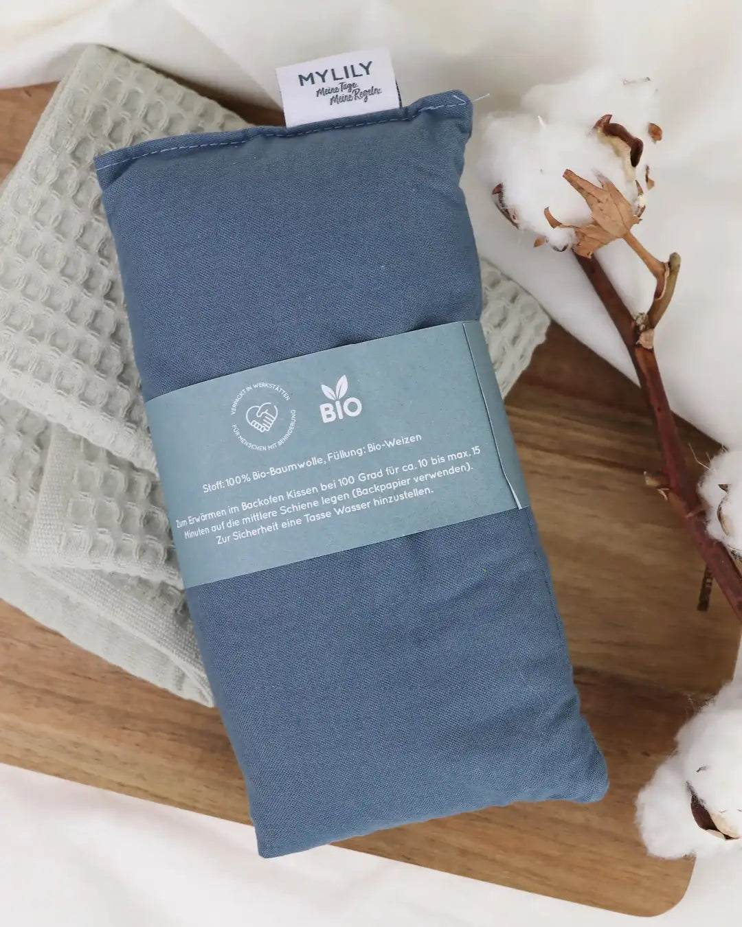Wärmekissen für Periodenkrämpfe während der Menstruation und PMS. Jetzt kaufen in Bio von MYLILY