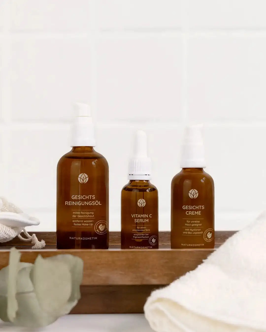 MYLILY Organic Femcare Gesichtspflege Set mit Hyluron zum Sparpreis für strahlende Haut, gegen hormonelle Akne