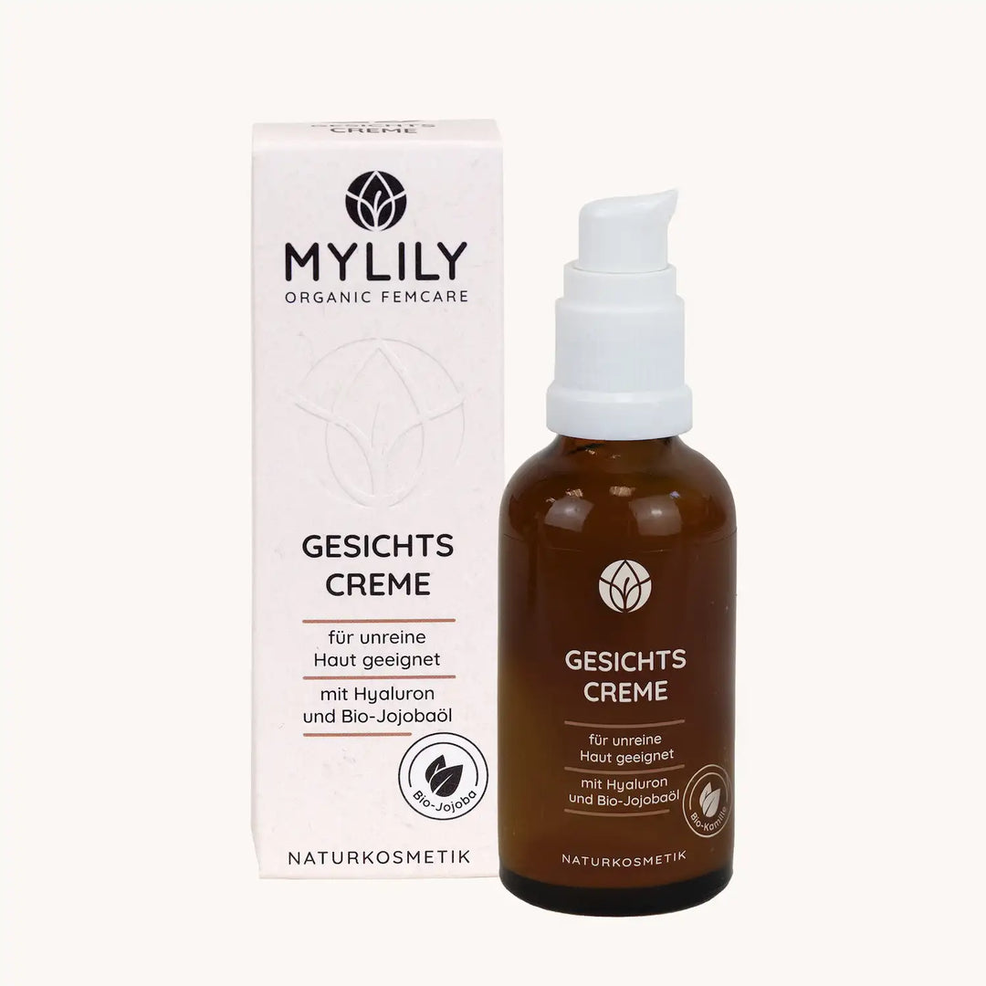 MYLILY Naturkosmetik Produkte entdecke unsere Feuchtigkeitscreme mit Hyaluron und Bio-Jojobaöl. Die Gesichtscreme ist für unreine Haut im Gesicht geeignet.