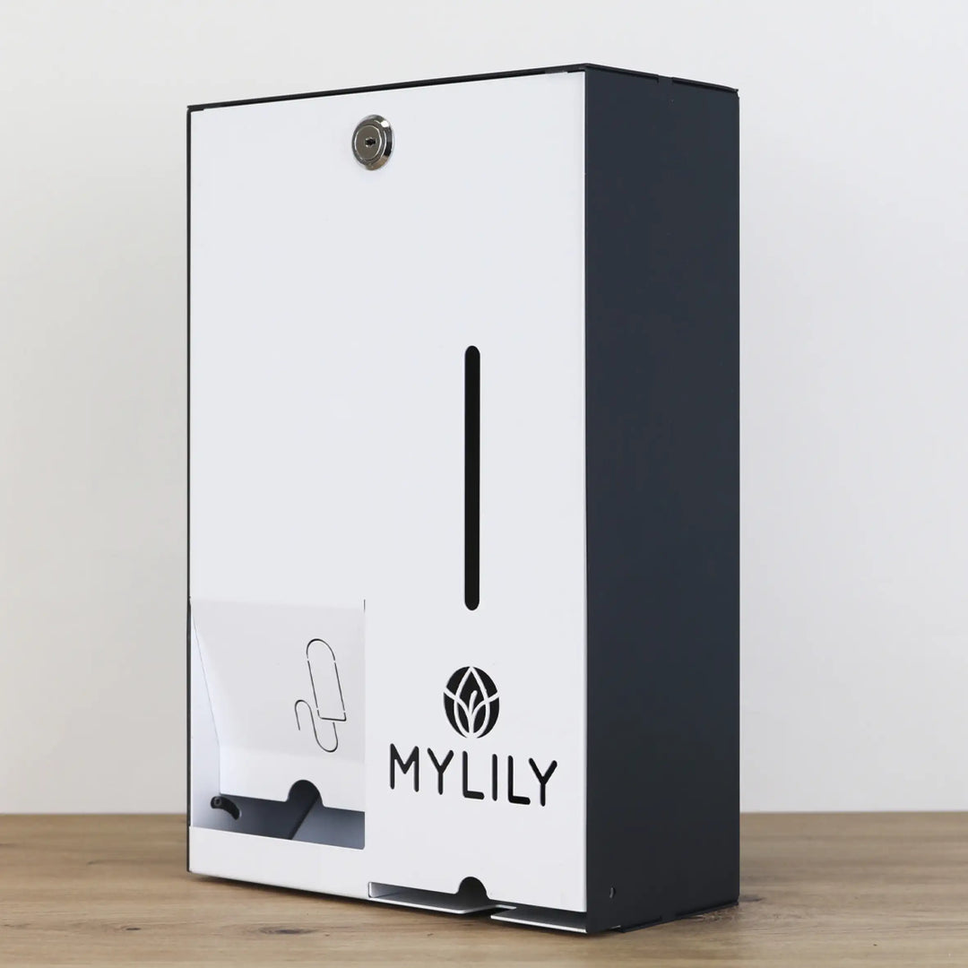 MYLILY Binden- und Tamponspender Basic für öffentliche Toiletten im schlichten weißen Design perfekt für Unternehmen, Universitäten und Schulen. Behälter zum Aufbewahren von Periodenprodukten wie Tampons und Binden.