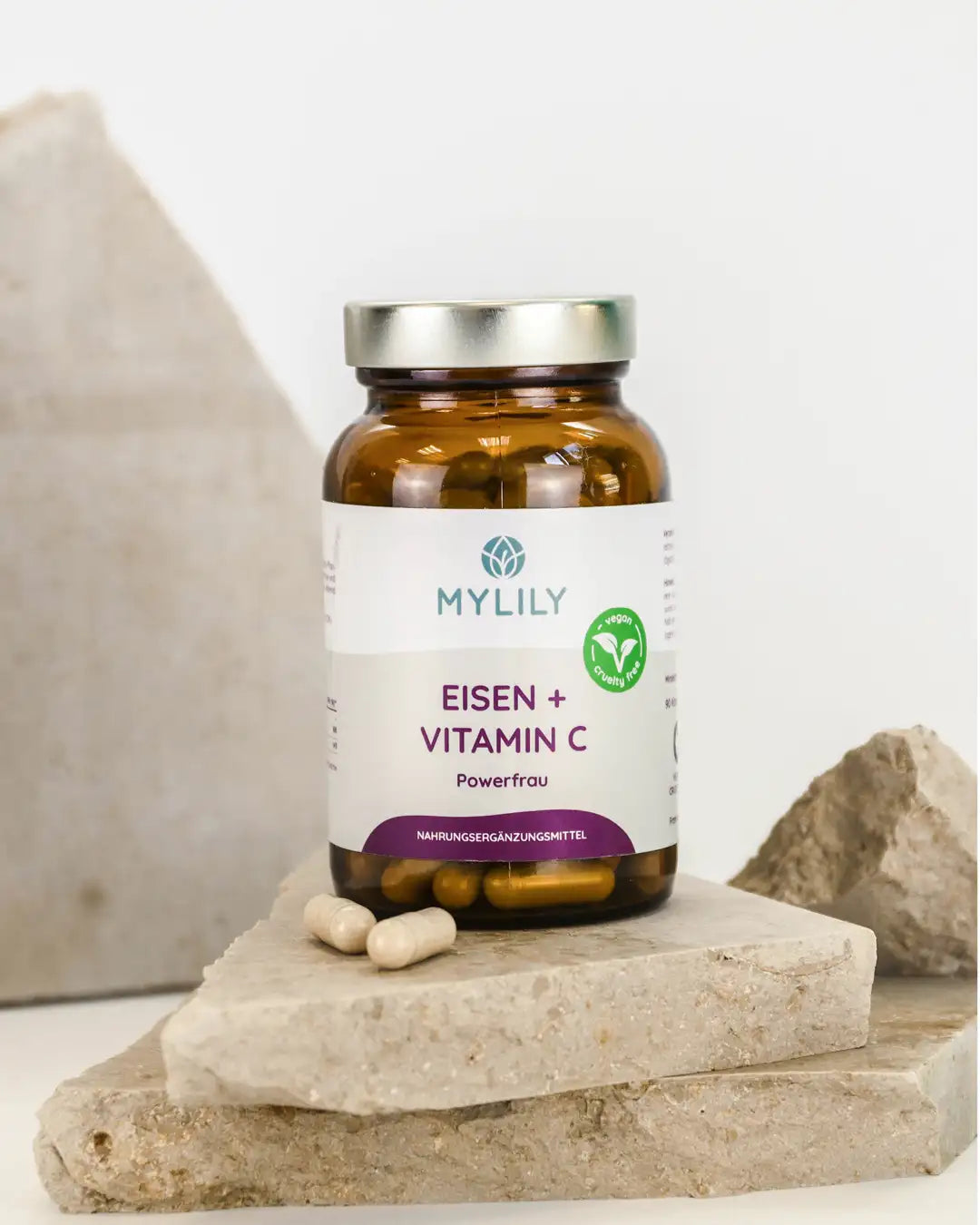 Eisenpräparat mit Vitamin C von MYLILY, vegan, in umweltfreundlicher Glasflasche.