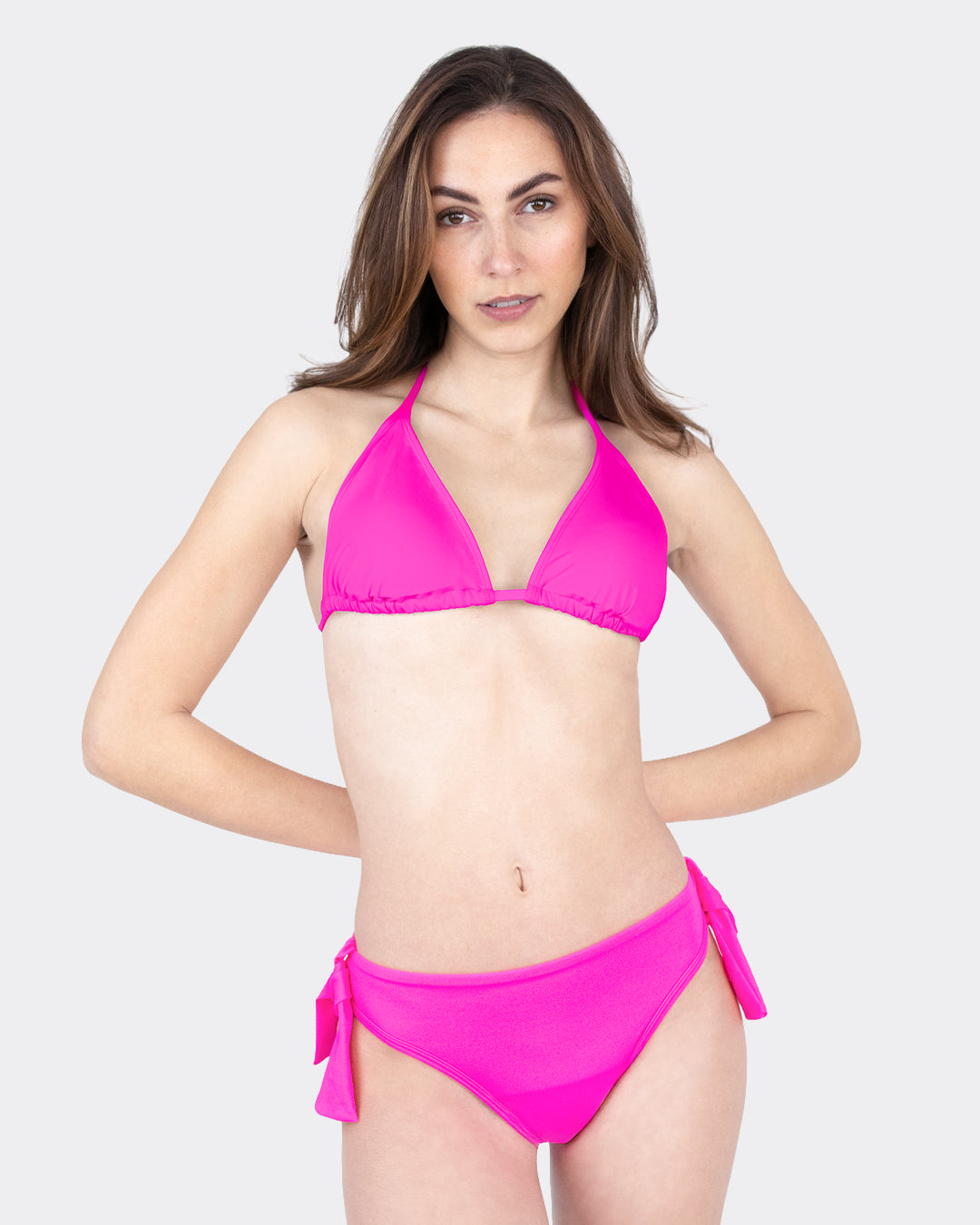 MYLILY Perioden Bikini Hose Pink mit Seitenknoten – Frontansicht mit Triangel-Neckholder-Oberteil