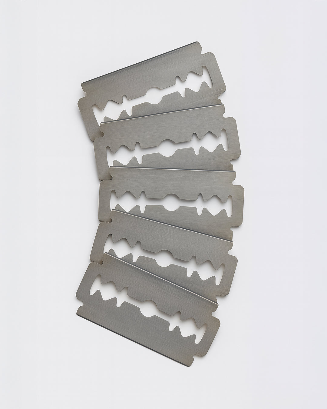 Der Rasierhobel kommt mit 5 Rasierklingen zum austauschen.