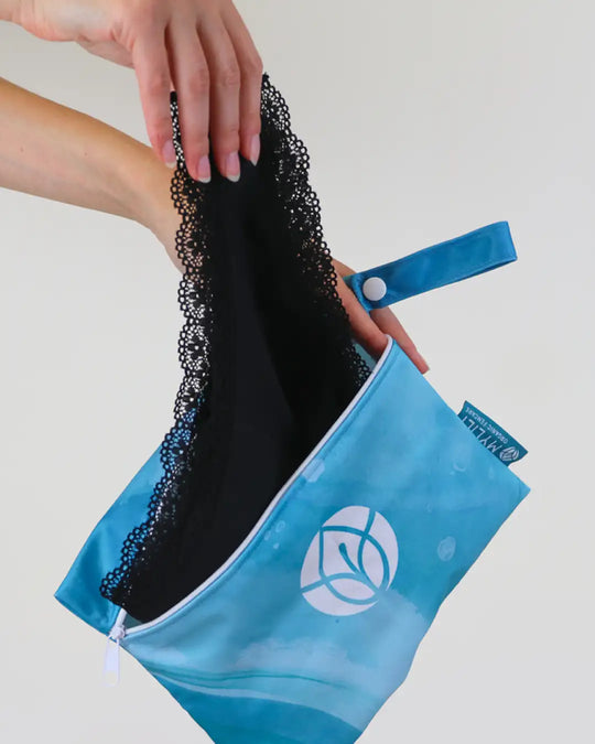 Die Wetbag ist super geeignet für Periodenunterwäsche und Schwimmsachen. Auch super praktisch für Teens 