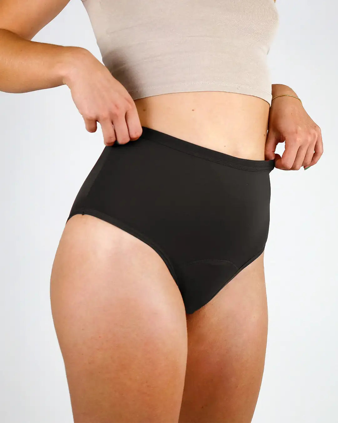 Angenehme High Waist Periodenunterwäsche von MYLILY aus atmungsaktiver Bio-Baumwolle- ein nachhaltiges Zero Waste Produkt.